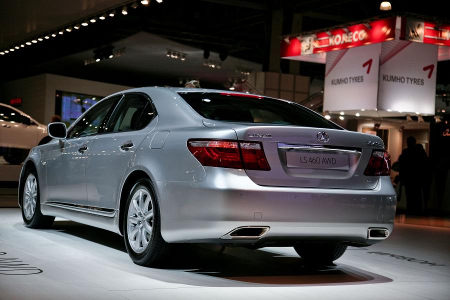  Lexus LS460 2006 года  (фото 146 из 200)